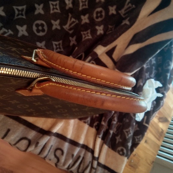 TAKING OFFERS! Louis Vuitton vintage Alma tote😍 Immaculent condition!! As SHOWN - Picture 12 of 12